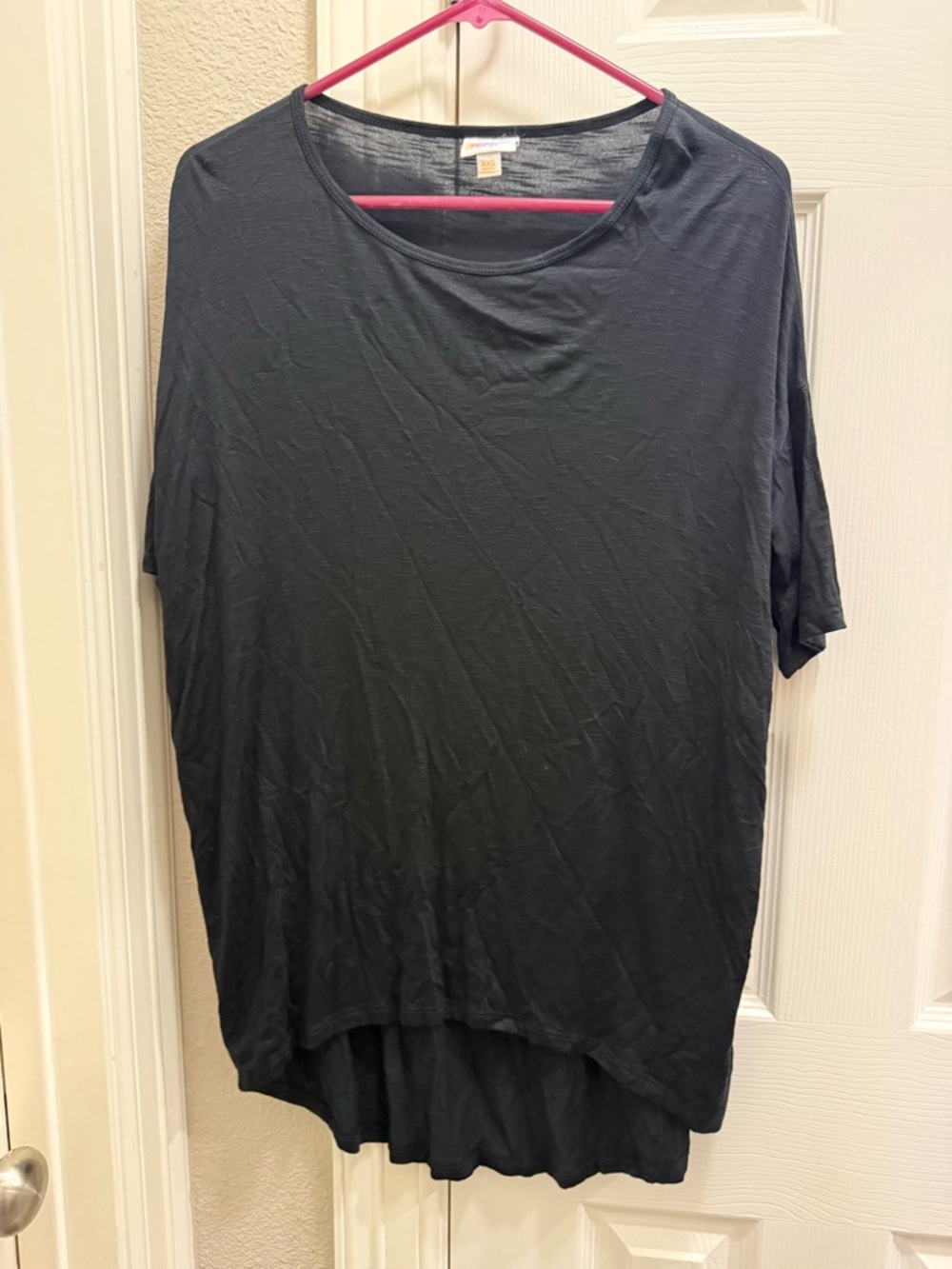LuLaRoe Black Short Sleeve Scoop Neck Irma Tunic